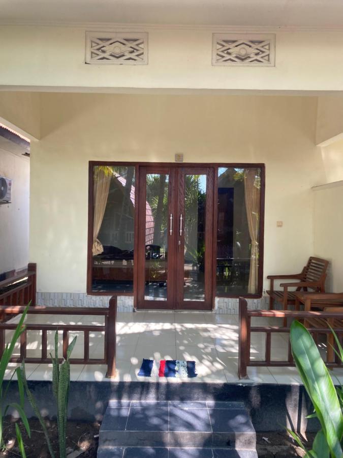 Oktavia Bungalows Gili Air Bagian luar foto